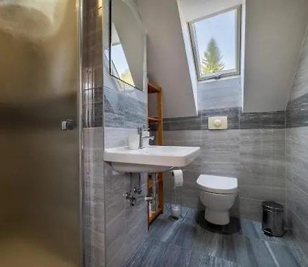 U Stratenej Ovce Casa vacanze Huty